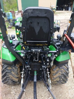 2020 John Deere 1025R Image 4