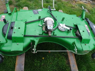 2020 John Deere 1025R Image 11