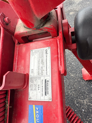 2019 New-Holland M109