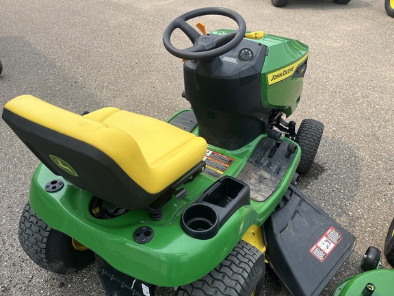 Used 2022 John Deere S100 Lawn & Garden Tractors at Horizon Ag & Turf in St. Paul, AB - Photo3
