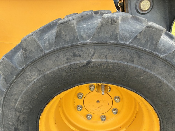2012 John Deere 332D - Photo13