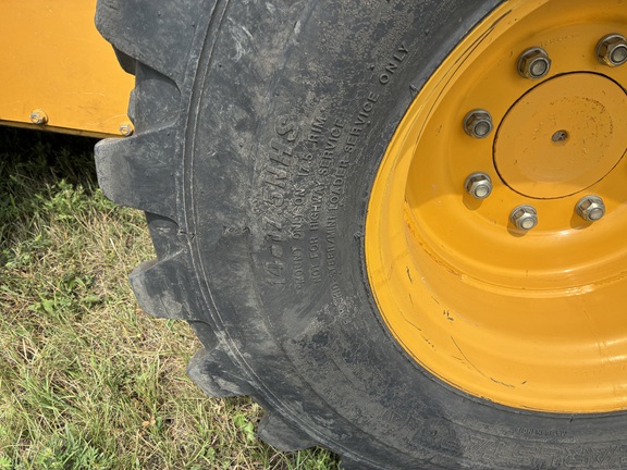 2012 John Deere 332D - Photo19