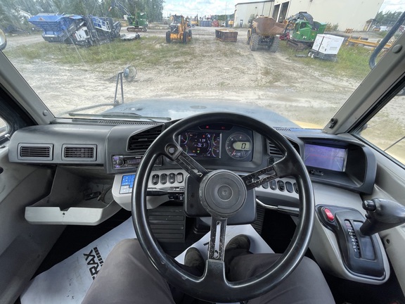 2016 Komatsu HM400