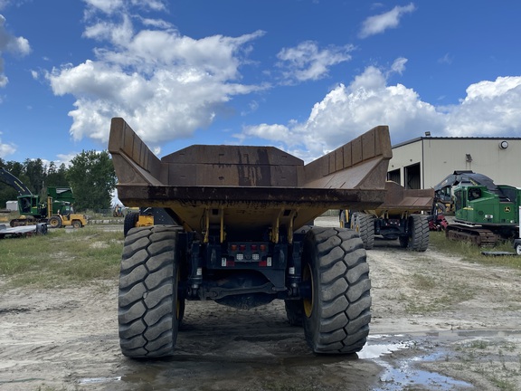2016 Komatsu HM400