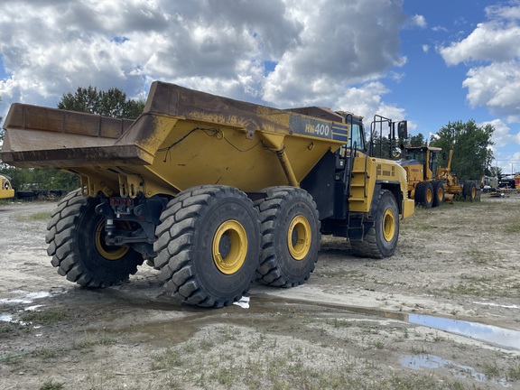 2016 Komatsu HM400
