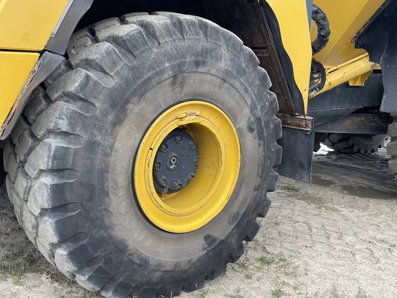 2016 Komatsu HM400