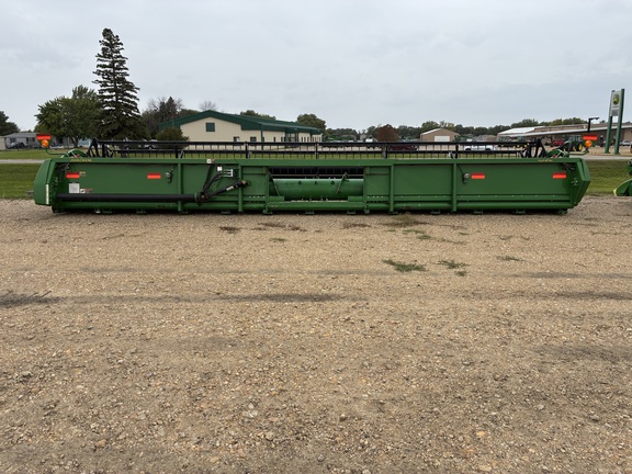 2016 John Deere 630F - Photo6