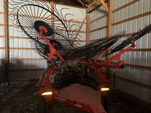 Used 2018 Kuhn SpeedRake SR 110 GII Rakes at Koenig Equipment in Urbana, OH - Photo0
