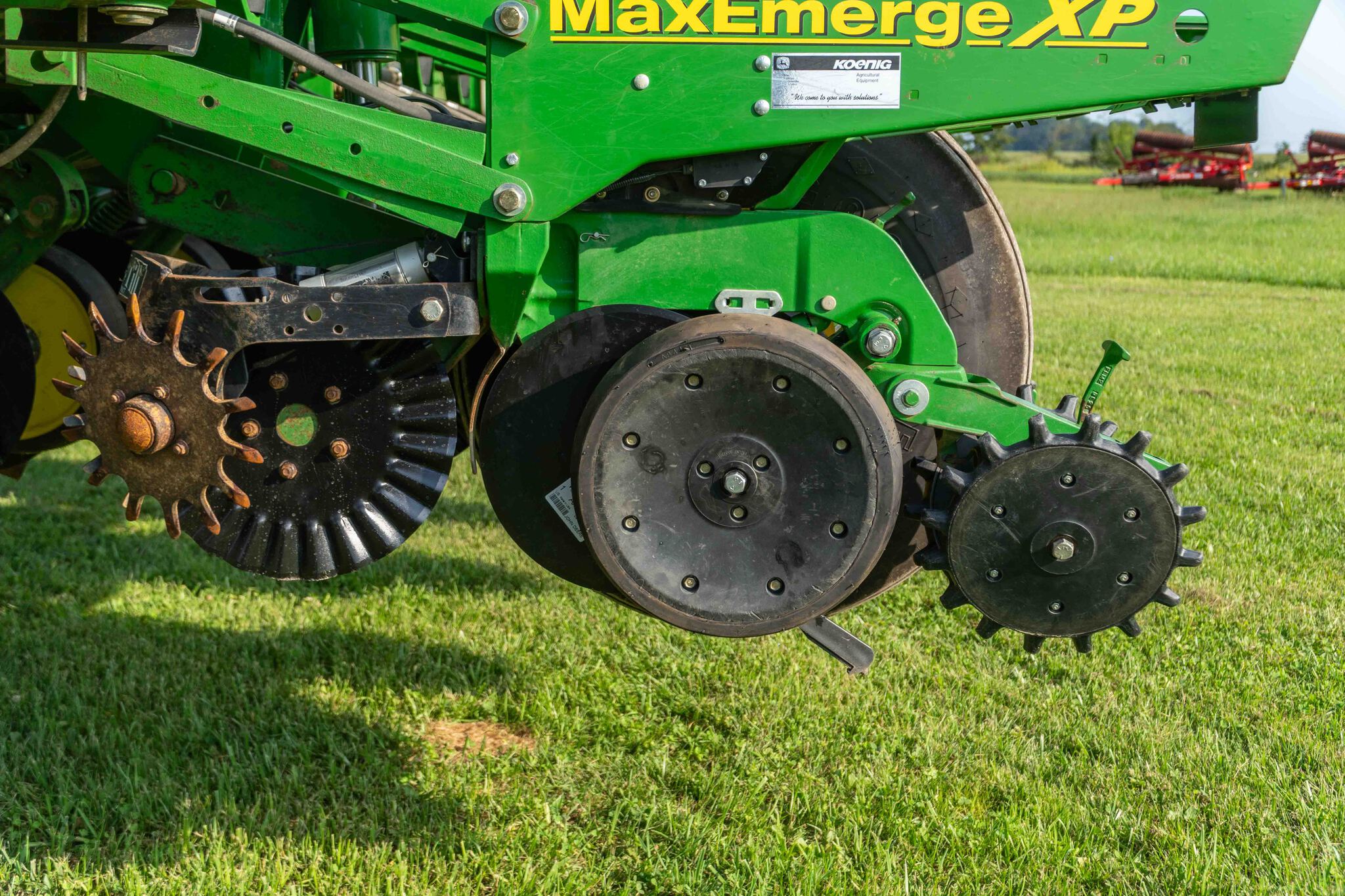 Used 2011 John Deere 1770NT Planters: Drawn at Koenig Equipment in Anna, OH - PhotoXL10