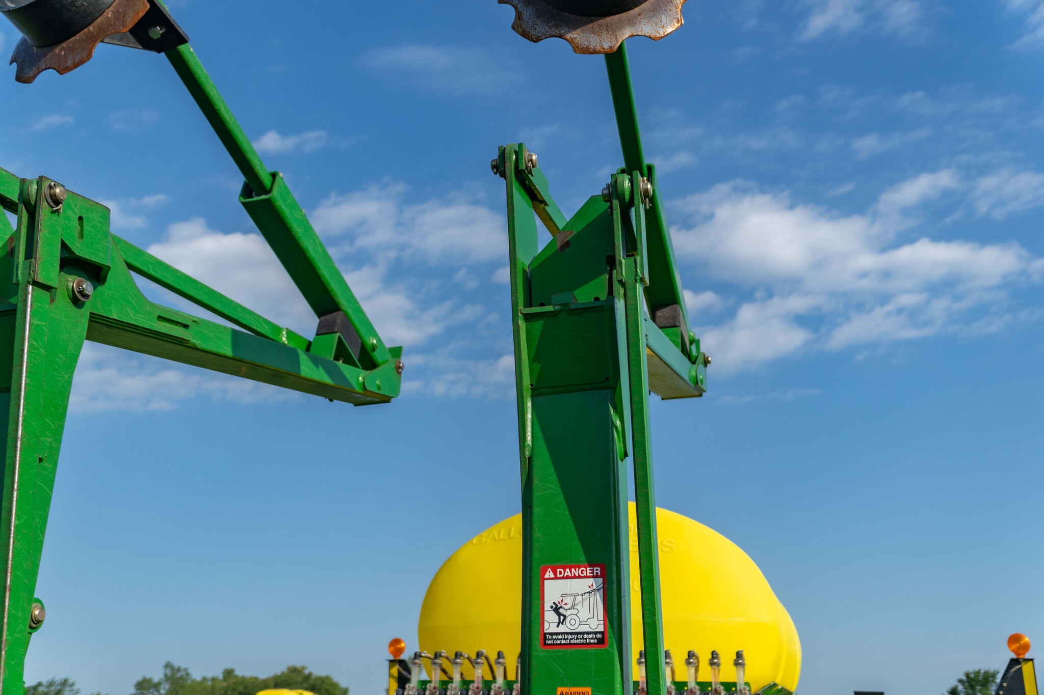 Used 2011 John Deere 1770NT Planters: Drawn at Koenig Equipment in Anna, OH - PhotoXL30
