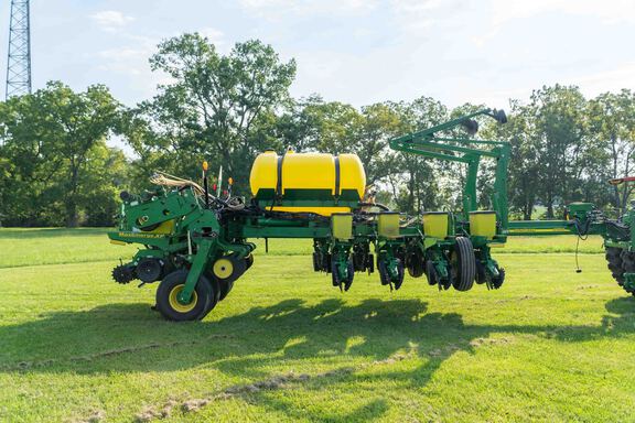 Used 2011 John Deere 1770NT Planters: Drawn at Koenig Equipment in Anna, OH - Photo5