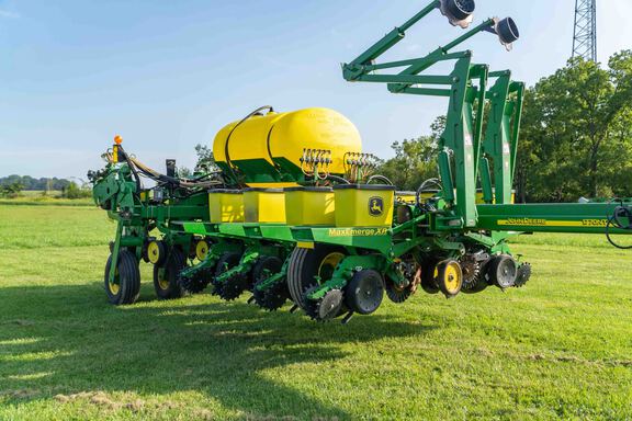 Used 2011 John Deere 1770NT Planters: Drawn at Koenig Equipment in Anna, OH - Photo6