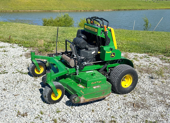 2023 John-Deere 661R