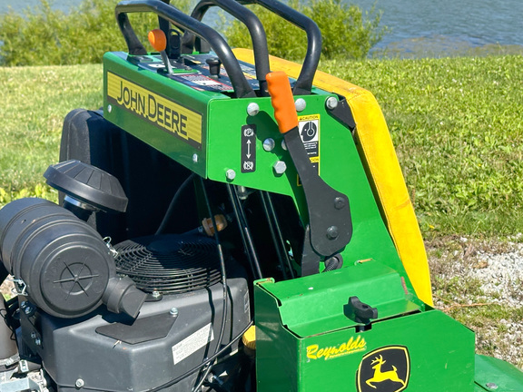 2023 John-Deere 661R
