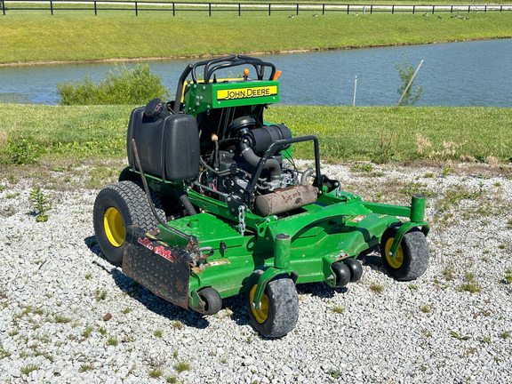 2023 John-Deere 661R