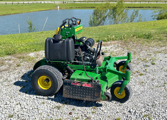 2023 John-Deere 661R