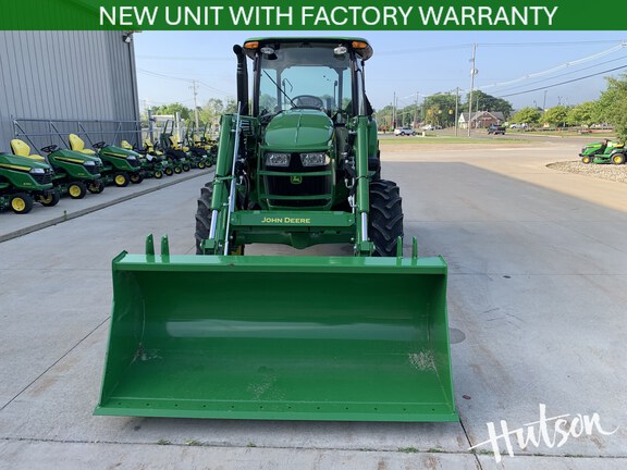 Photo of 2025 John Deere 5090E