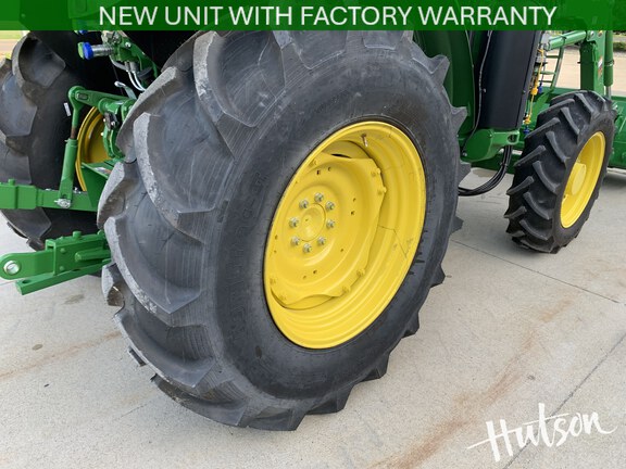 Photo of 2025 John Deere 5090E