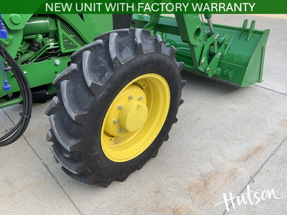 Photo of 2025 John Deere 5090E