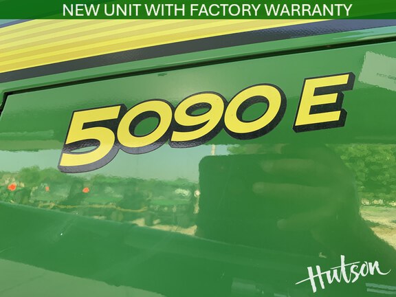 Photo of 2025 John Deere 5090E