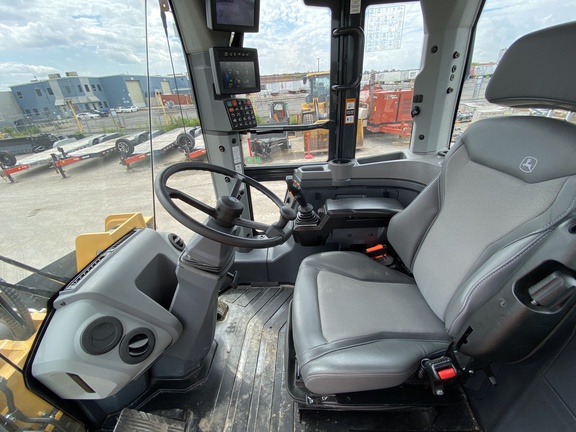 2023 John Deere 524 P