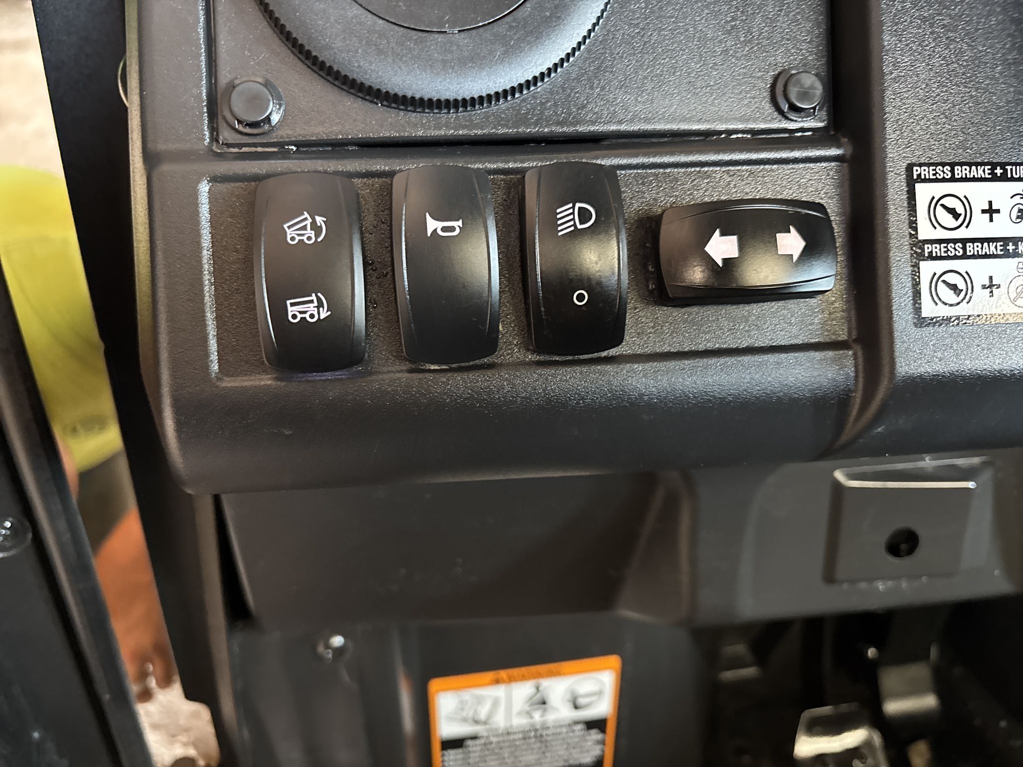 Used 2024 John Deere XUV 835M ATVs & Gators at Koenig Equipment in Anna, OH - PhotoXL11