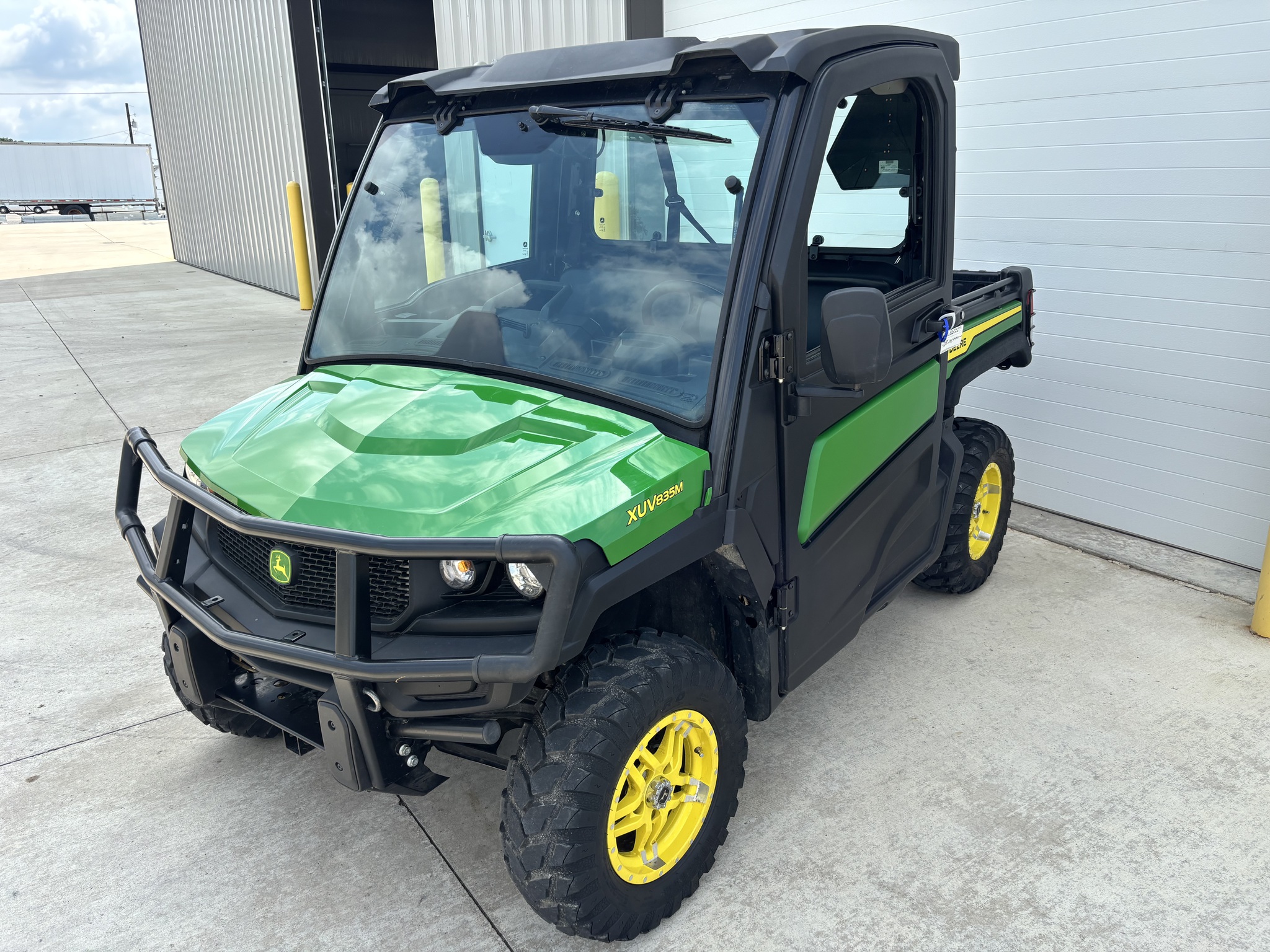 Used 2024 John Deere XUV 835M ATVs & Gators at Koenig Equipment in Botkins, OH - PhotoXL0