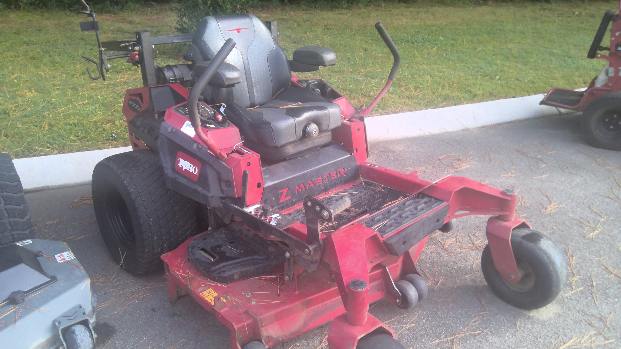 2025 Toro TO 4000