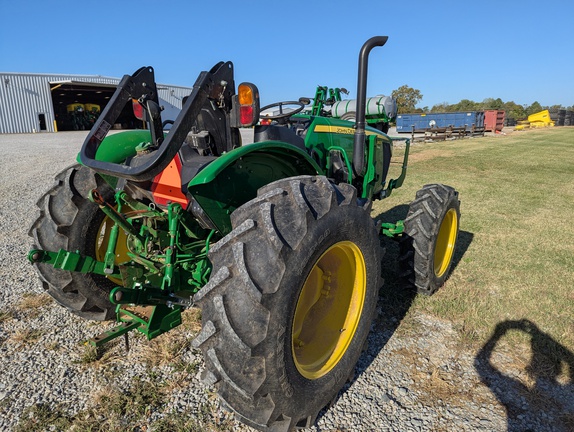 Photo of 2024 John Deere 5060E