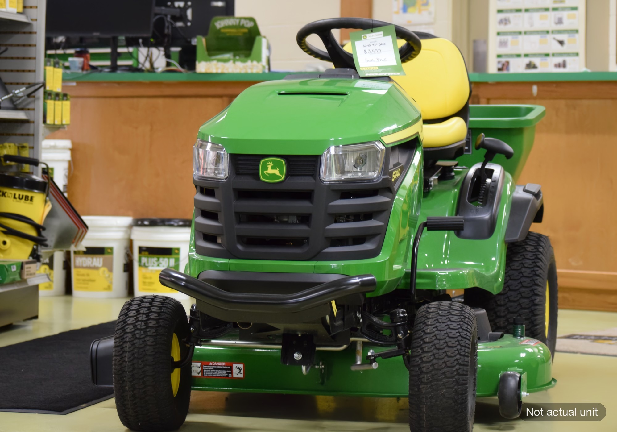 New In-Stock 2026 John Deere S140 Lawn & Garden Tractors at Koenig Equipment in Richmond, IN - PhotoXL0