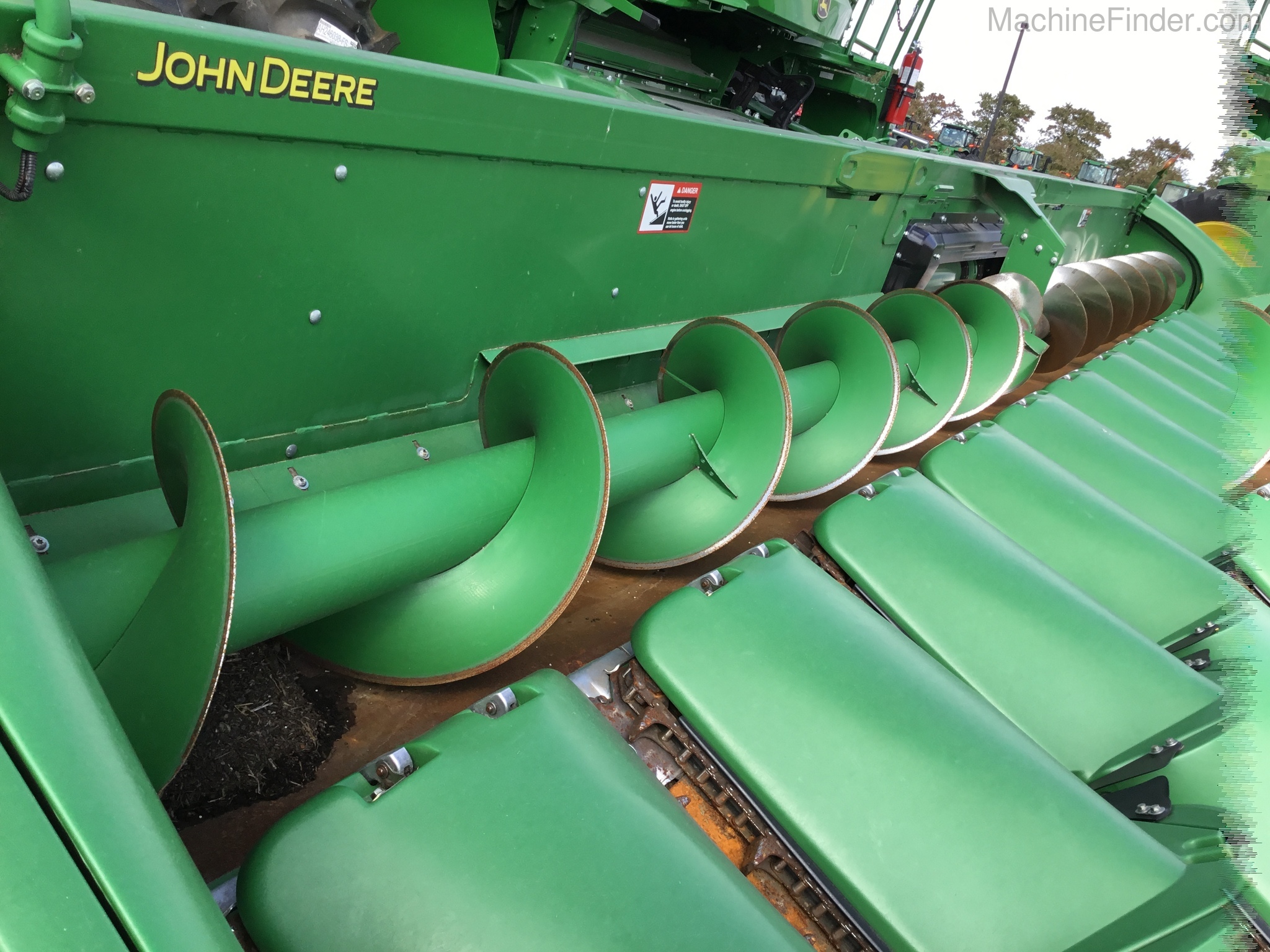 2013 John Deere 612C Image 3