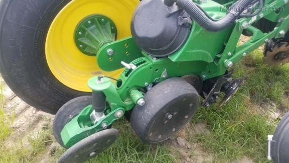 2019 John Deere 1775nt Planters Drawn Avoca Ia