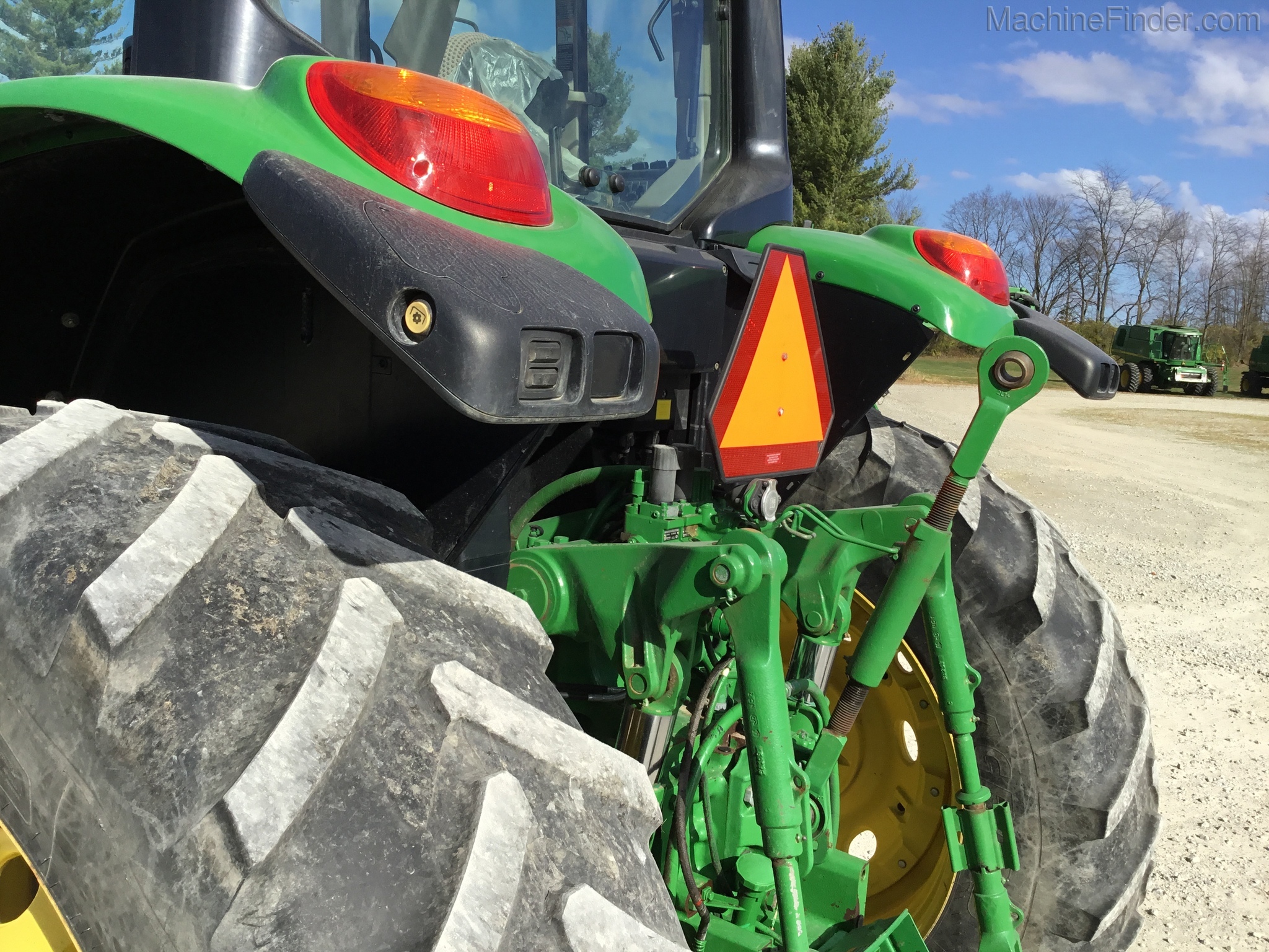 2014 John Deere 6170M Image 10