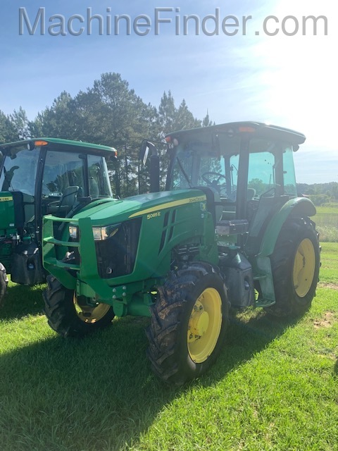 2018 John Deere 5085E Image 1