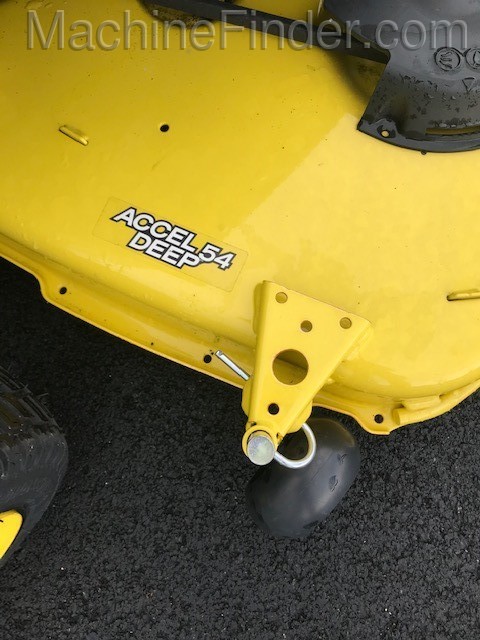 2019 John Deere X380 Image 2