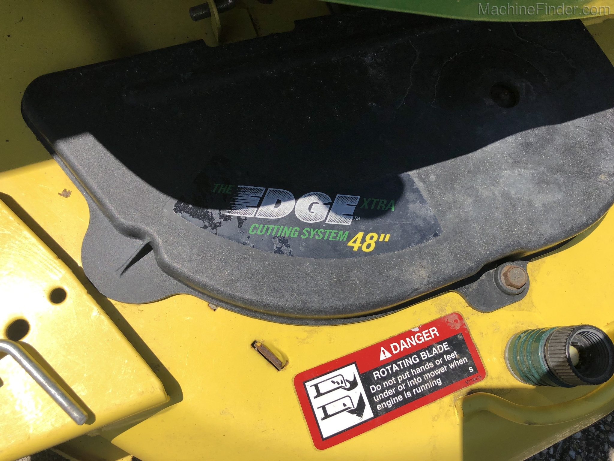 2011 John Deere X320 Image 5