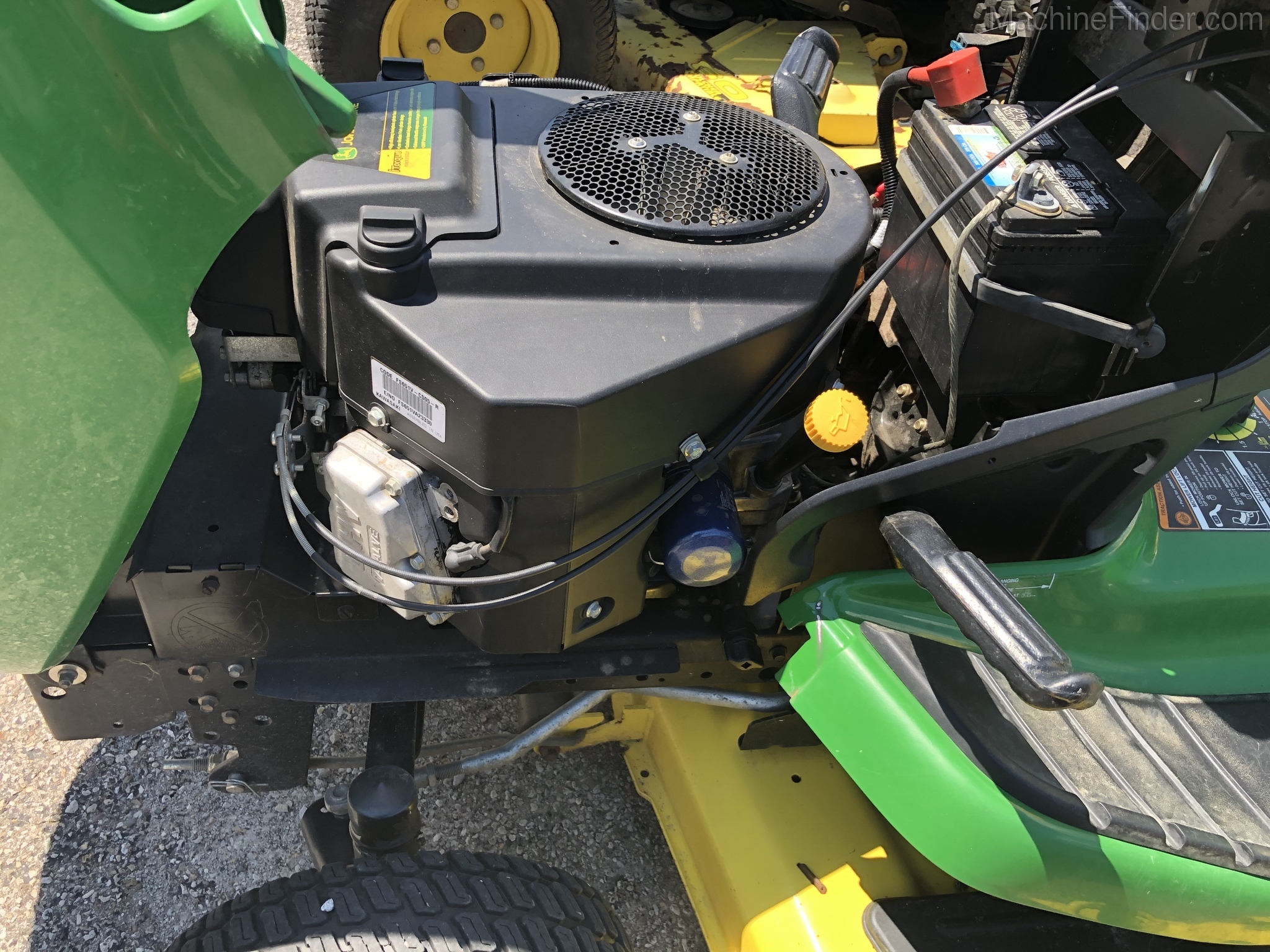 2011 John Deere X320 Image 7