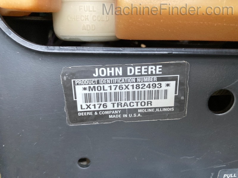 1997 John Deere LX176 Image 4