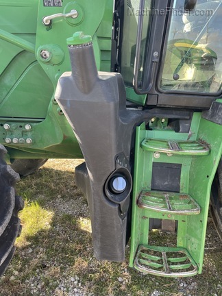 2017 John Deere 6155M Image 6