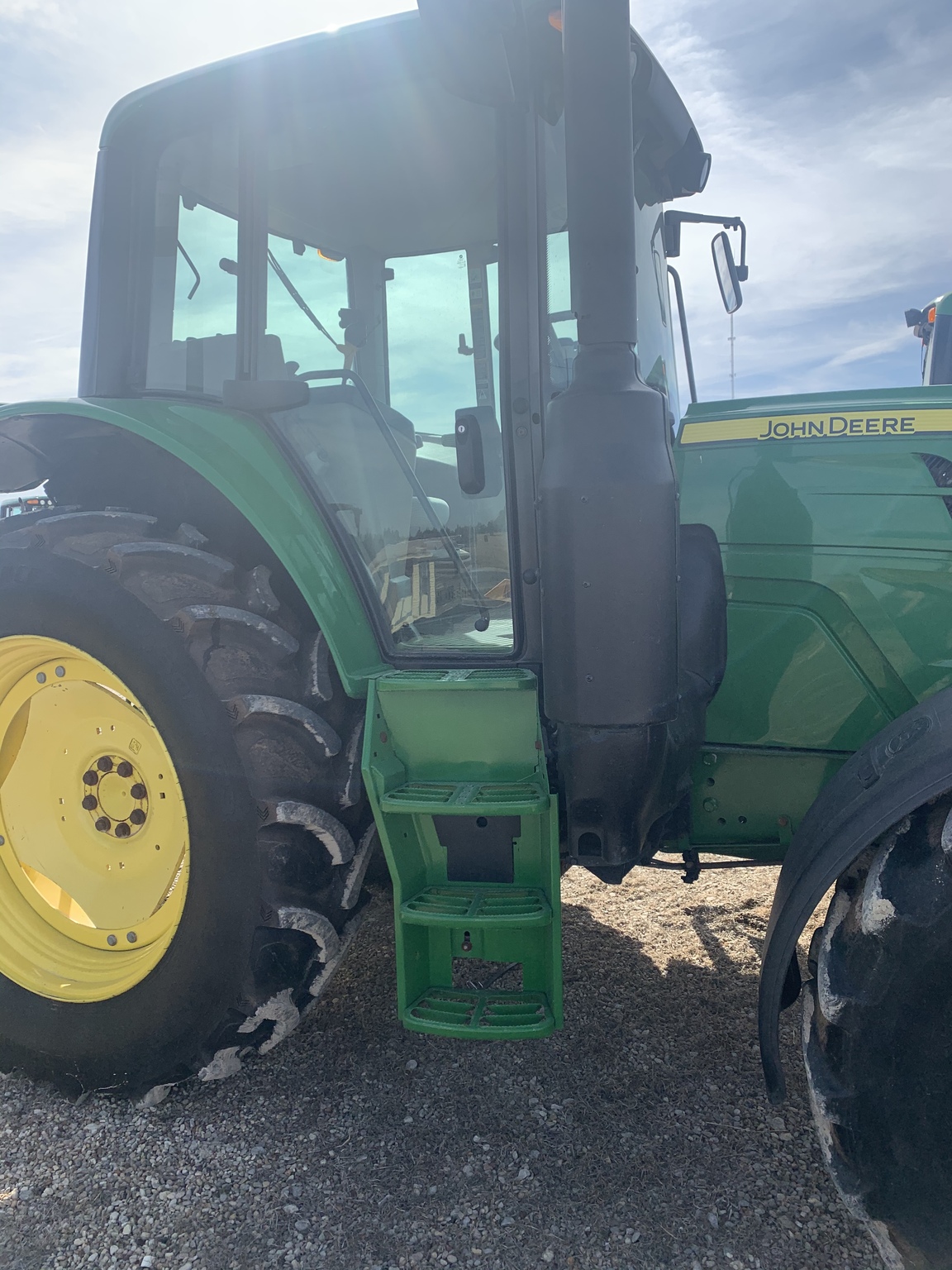 2018 John Deere 6120M Image 3