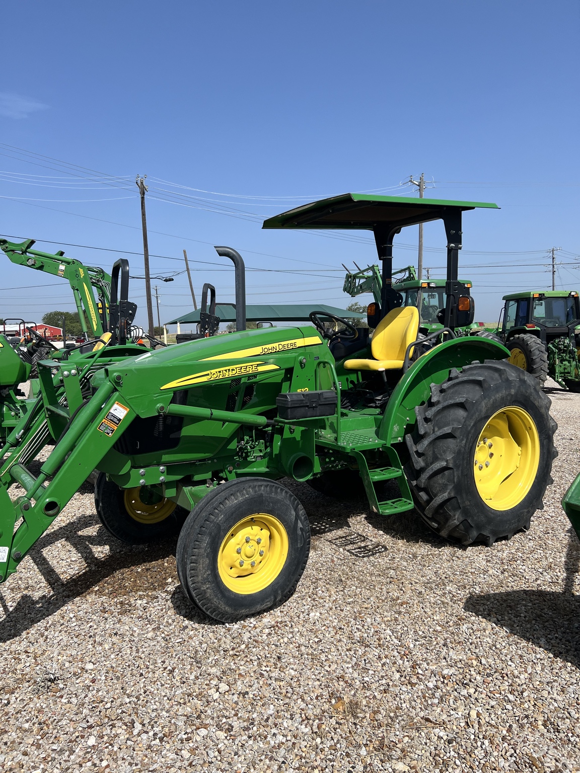 2017 John Deere 5055E Image 1