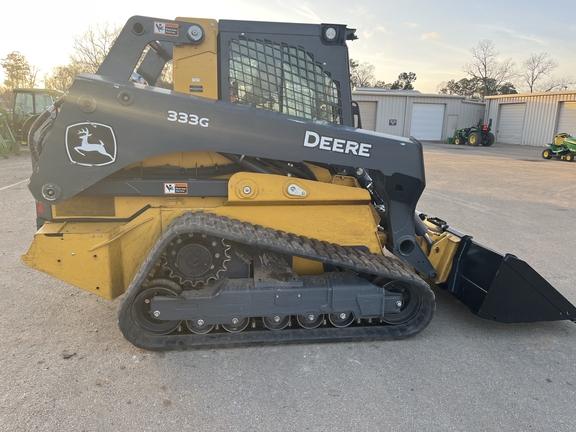 2022 John Deere 333G Photo 3