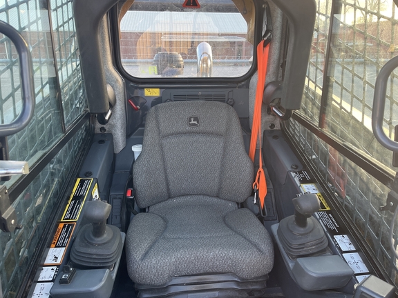 2022 John Deere 333G Photo 5