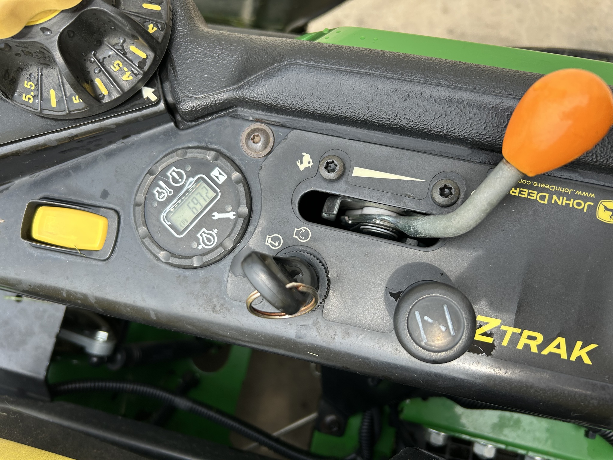 2019 John Deere Z920M Image 7