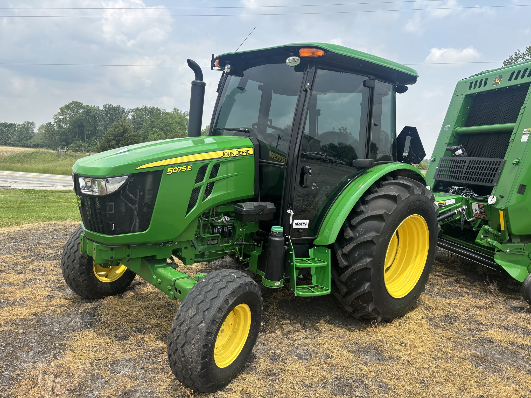 Used 2023 John Deere 5075E Utility Tractors at Koenig Equipment in Richmond, IN - PhotoXL0