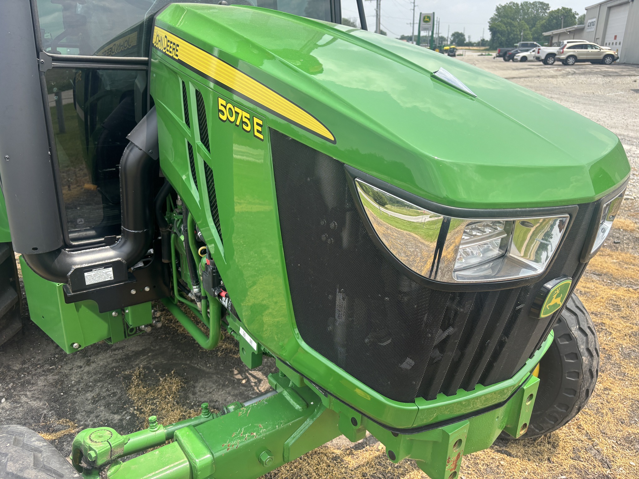 Used 2023 John Deere 5075E Utility Tractors at Koenig Equipment in Richmond, IN - PhotoXL11