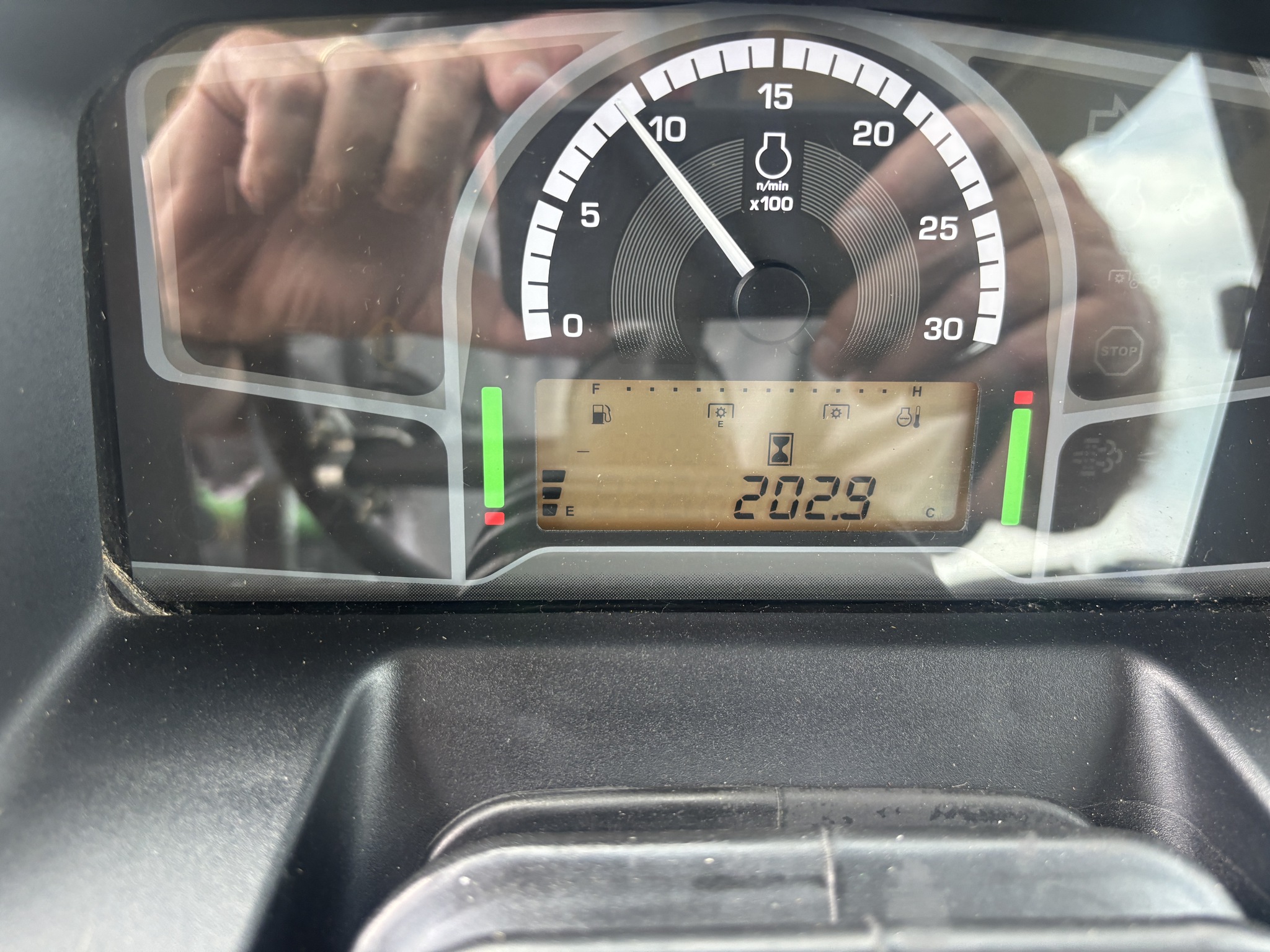 Used 2023 John Deere 5075E Utility Tractors at Koenig Equipment in Richmond, IN - PhotoXL30