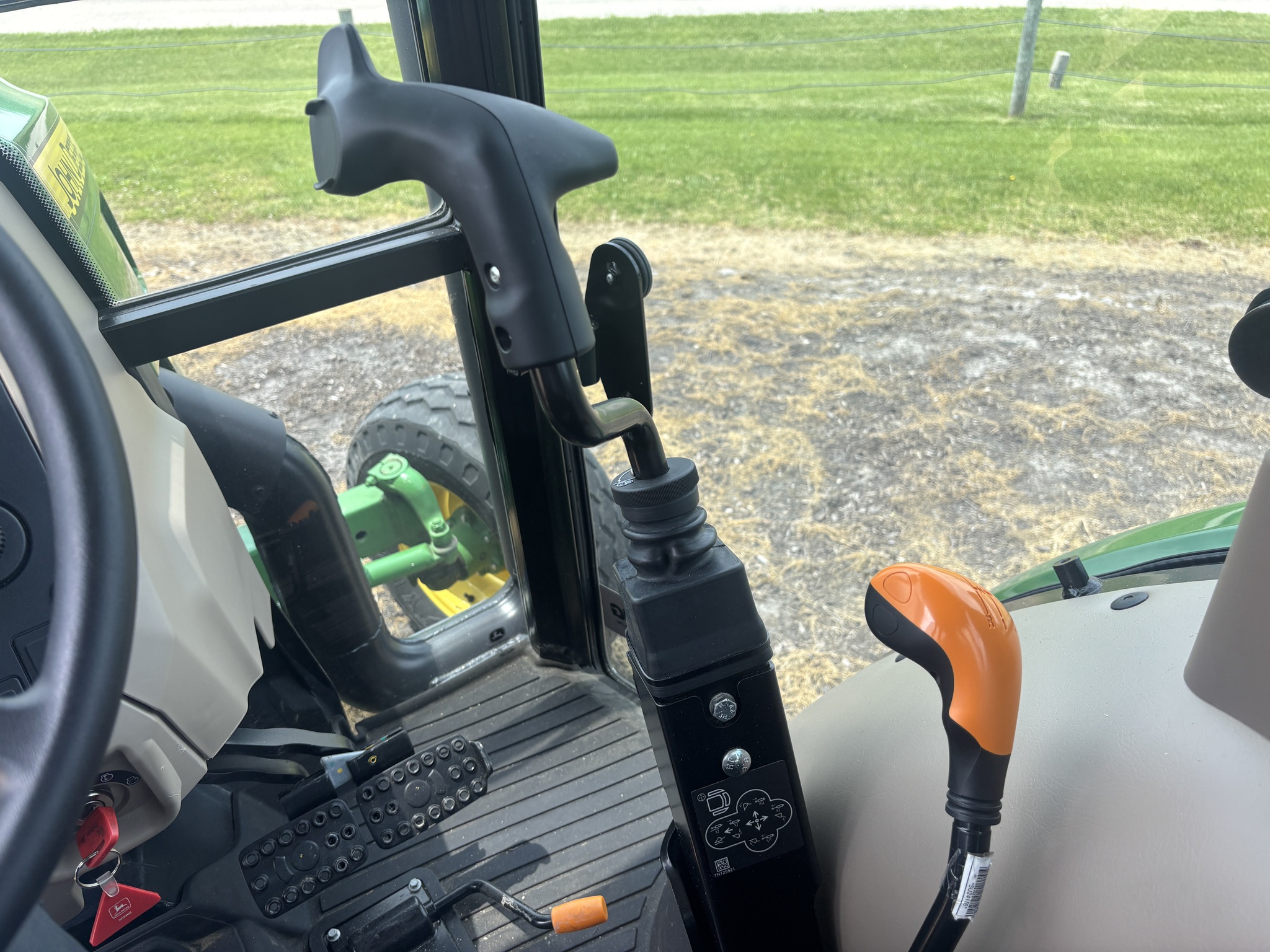 Used 2023 John Deere 5075E Utility Tractors at Koenig Equipment in Richmond, IN - PhotoXL26