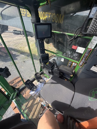 2018 John Deere 853MH