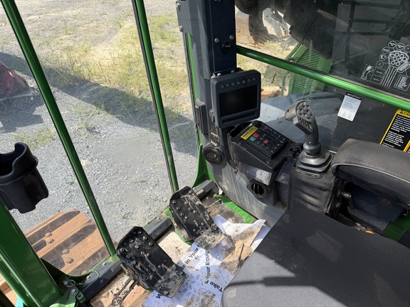 2018 John Deere 853MH